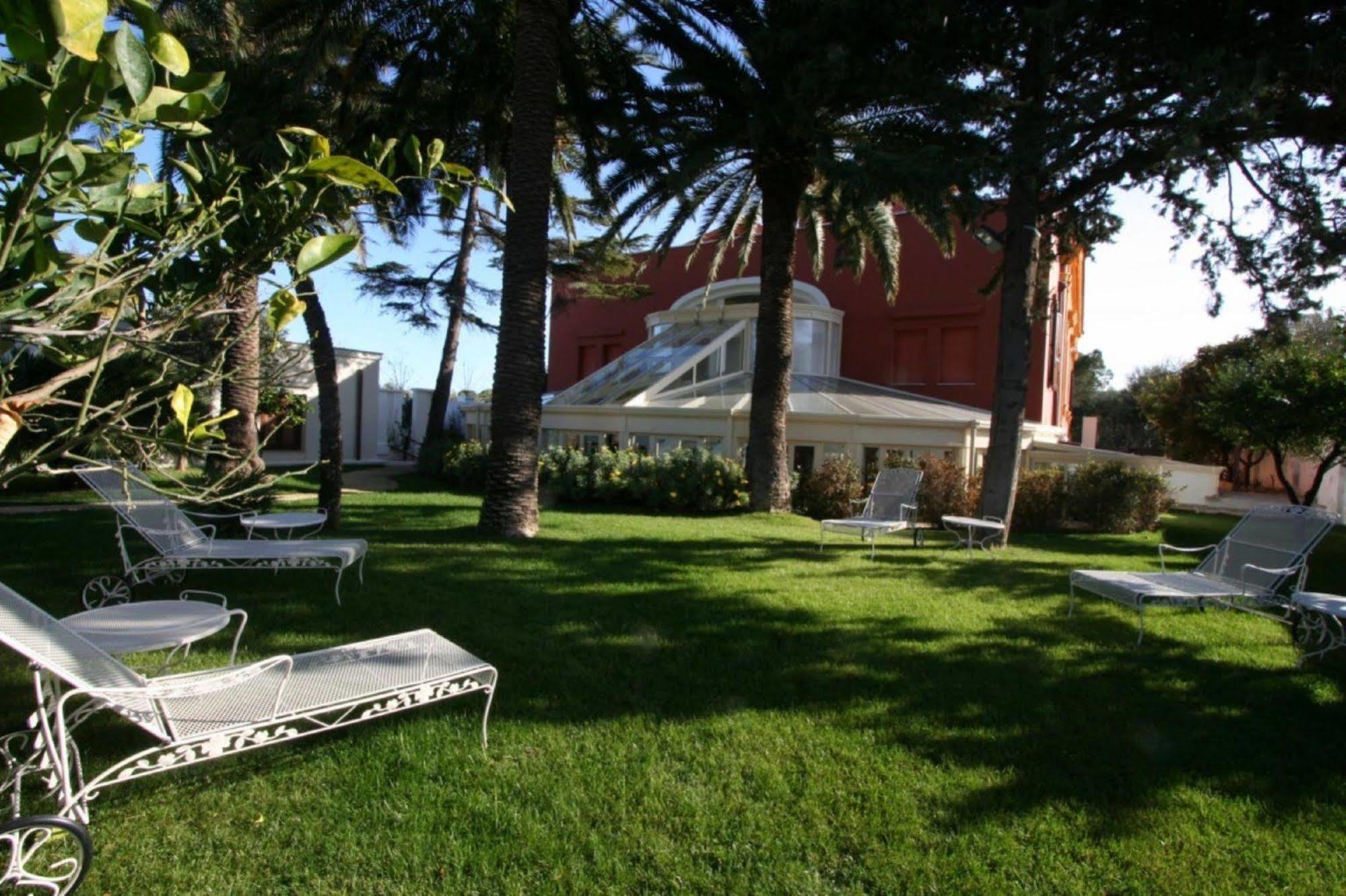 Hotel Terranobile Metaresort Бари Екстериор снимка