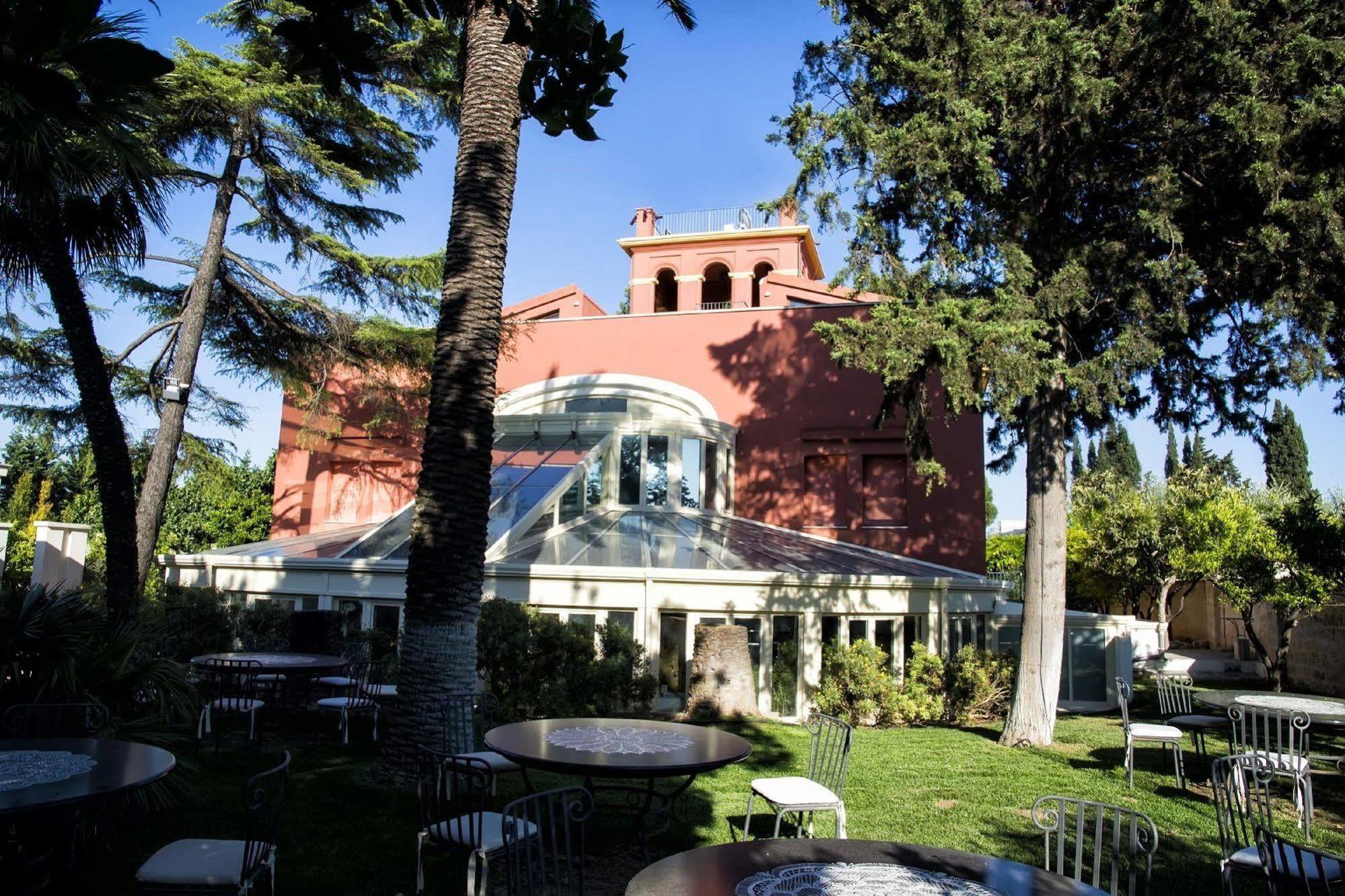 Hotel Terranobile Metaresort Бари Екстериор снимка